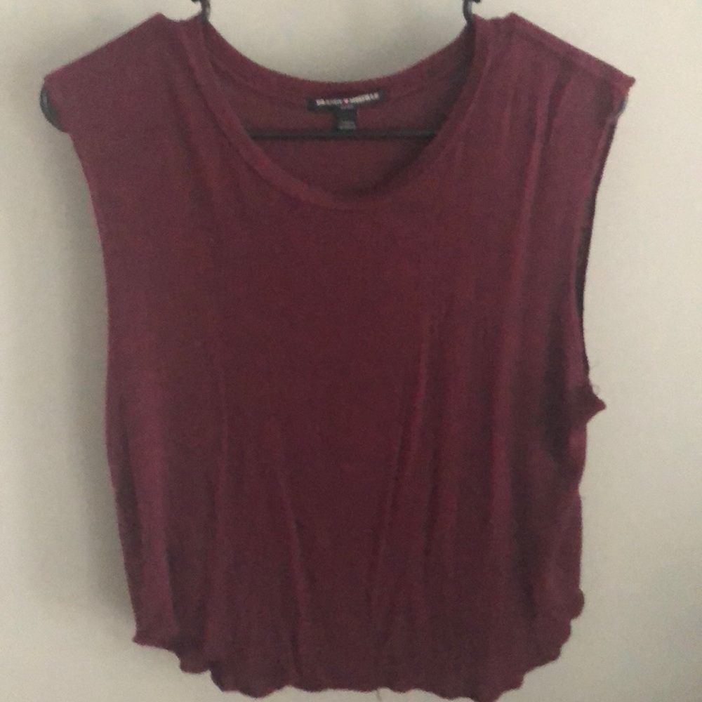 Brandy Melville muscle tee